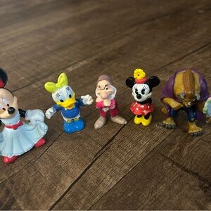 Lot Of 5 Vintage PVC Disney Lot Minnie Daisy Grumpy Beast/ Cake Toppers